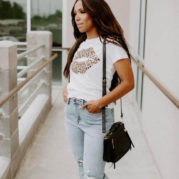 | norah leopard kisses tee | - Picture 4 of 4